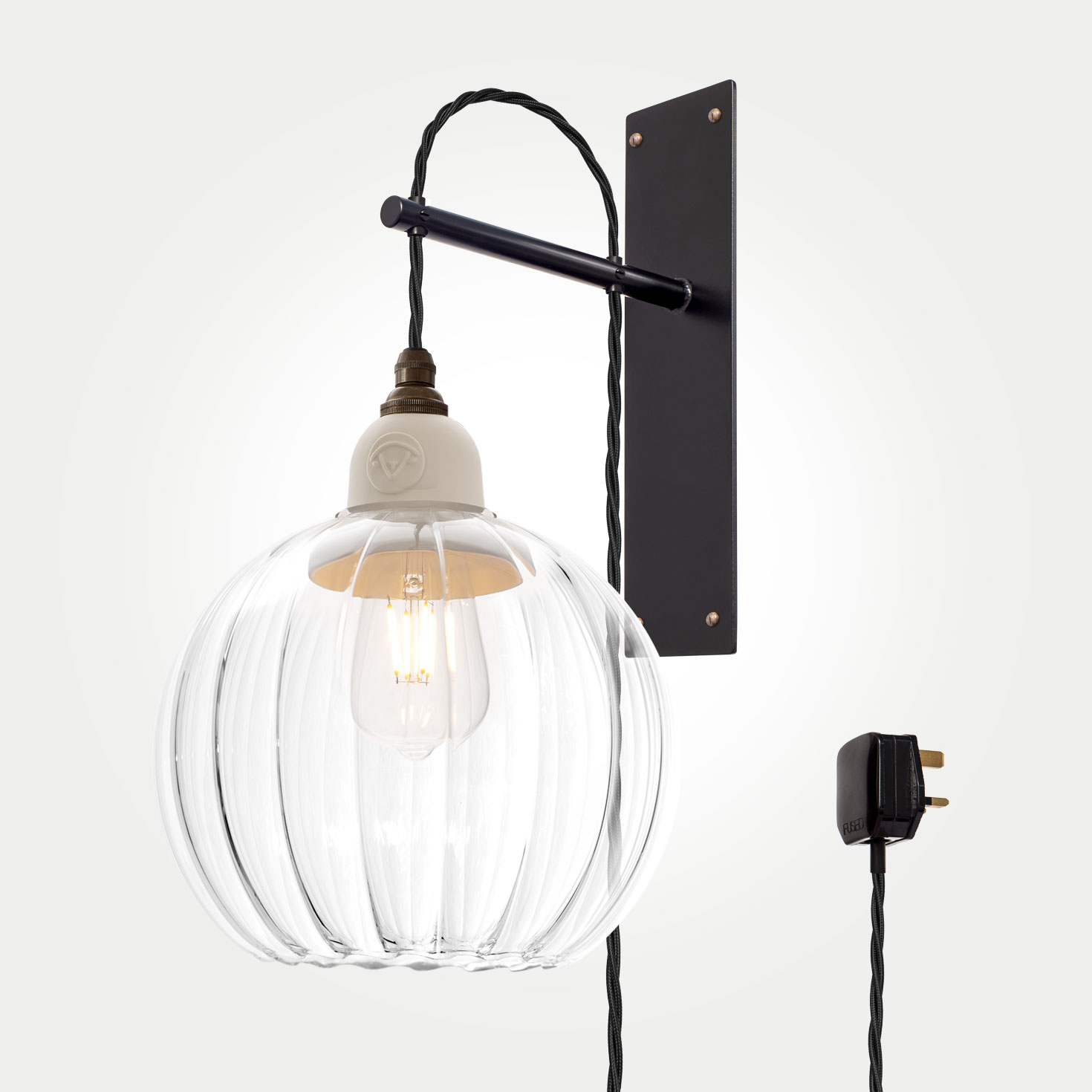 Nayland-Plug-In-millais Ceiling Light