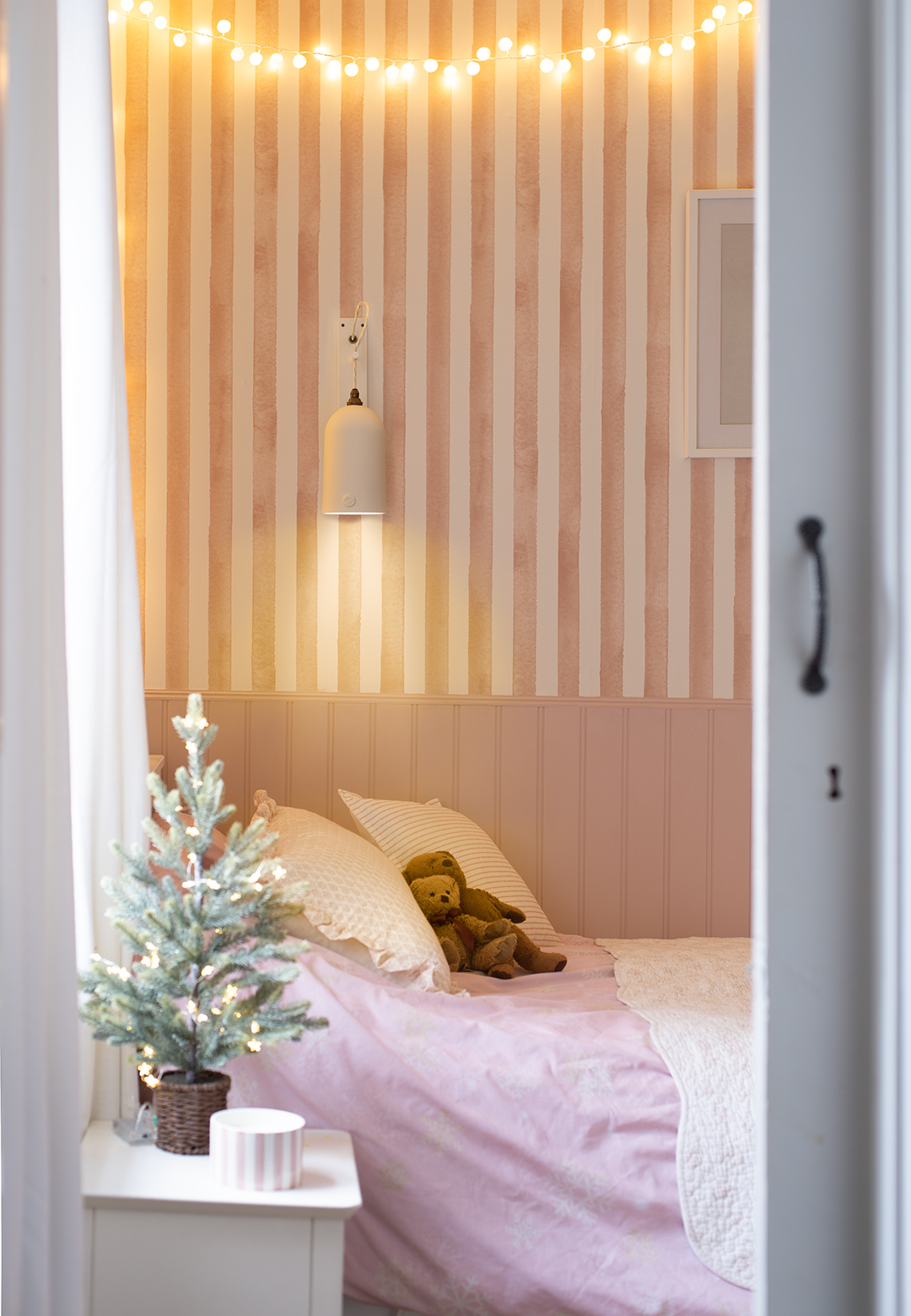 Old-School-house-A-New-Light-10